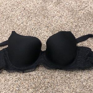 Black nursing bra